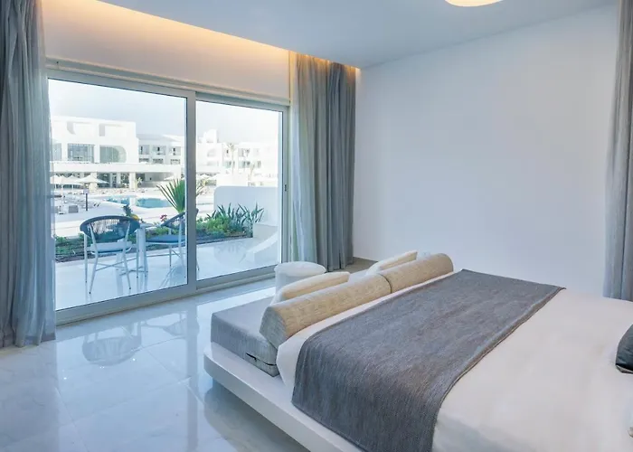 White Hills Üdülőközpont 5*