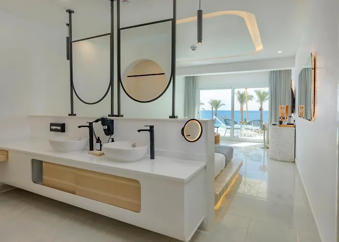 White Hills 5*