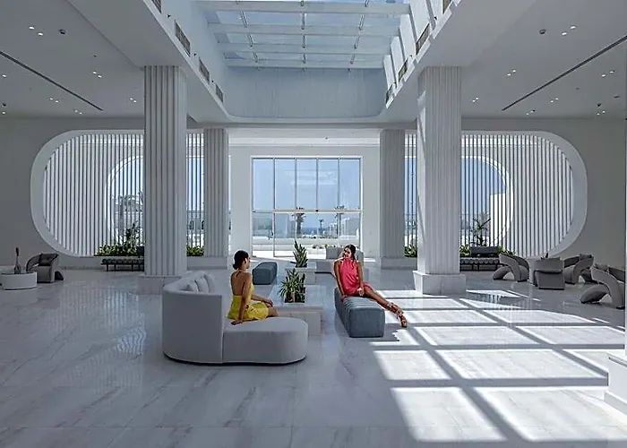 White Hills Resort 5*
